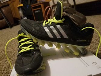 Mens Adidas. Sz 8.5