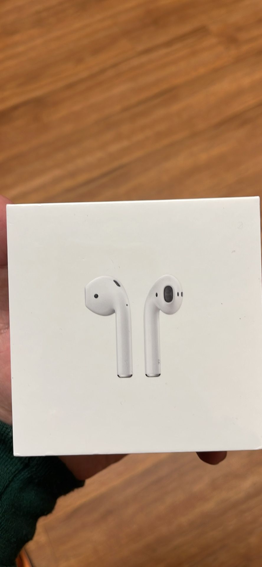 Airpods Second Generation With Charging Case