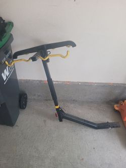 Hitch-Mounted Bike Rack 4 bikes