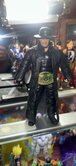 Undertaker & Goku figure