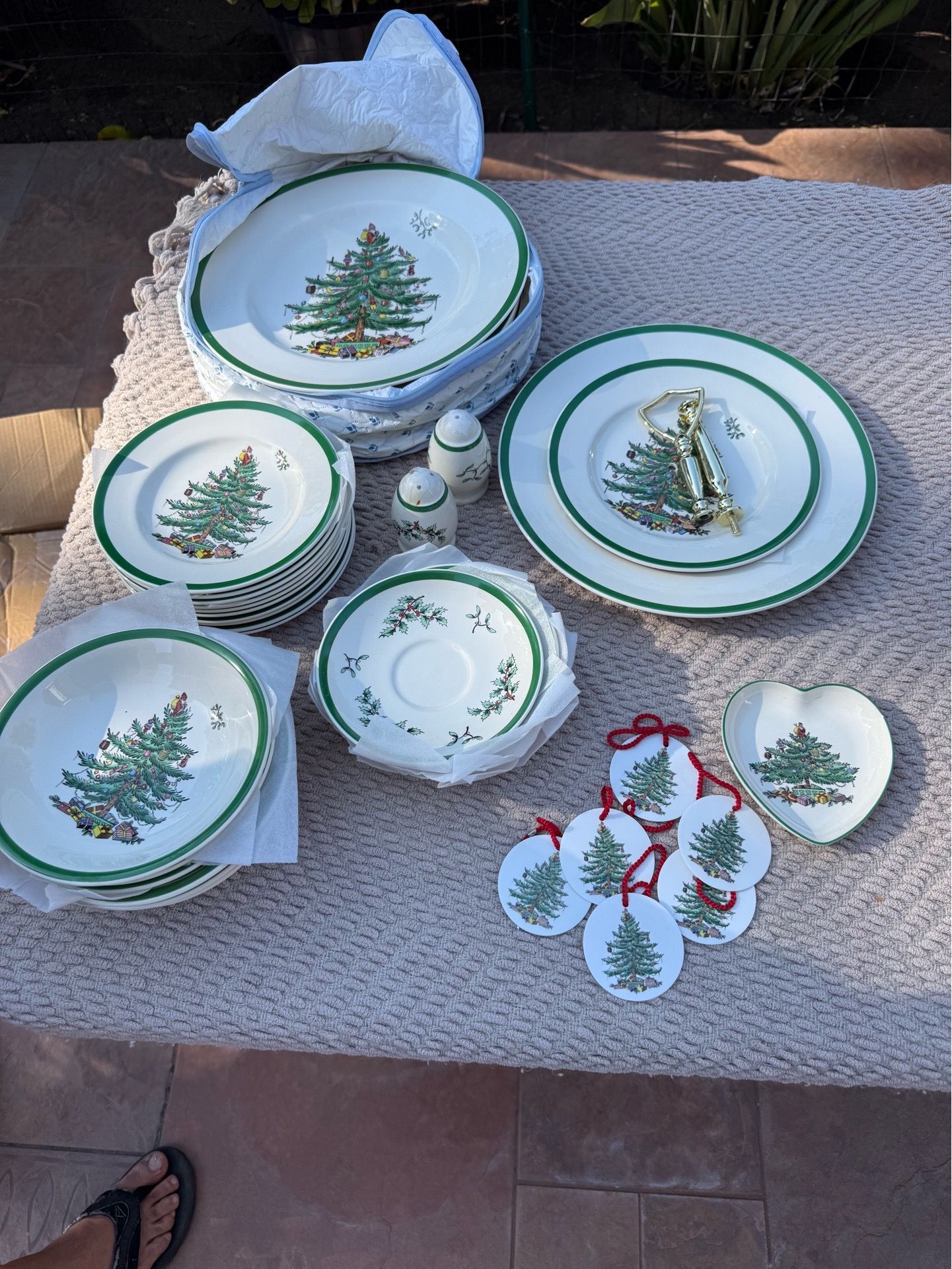Spode Christmas dishes .