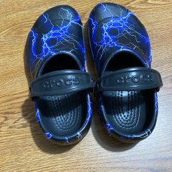 crocs