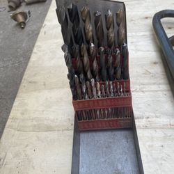 Drill bit small ones are the only ones use the big ones are still new