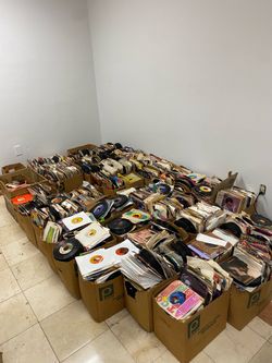 10,000 - 45RPM Record Singles Vinyl