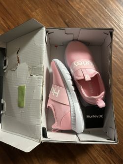 Size 11 Girls Hurley Shoes
