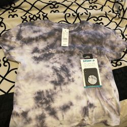 Brand new t-shirt and phone spin pop