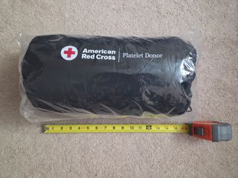 ed Cross Platelet Donor wearable sherpa blanket