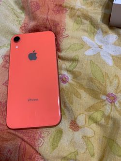 iPhone rx 64 👍👍 The screen is cracked