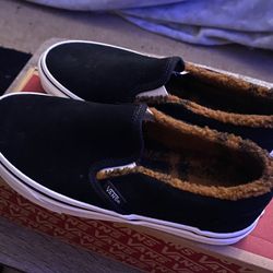 Black (furry Inside) Slip On Vans