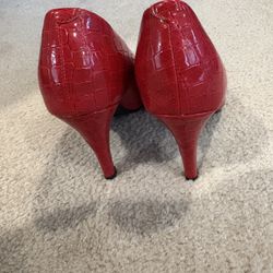 Red Pumps Size 8