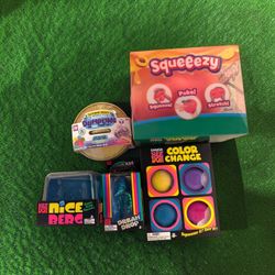 5 Needoh, Squeezy, Dumping Lot Squishy