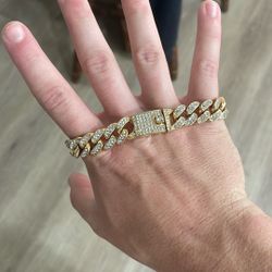 Fake Gold Diamond Bracelet 