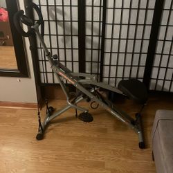 Squat & Core Machine 