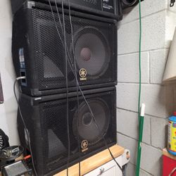 Yamaha Speakers And PEAVEY EQUALIZER 