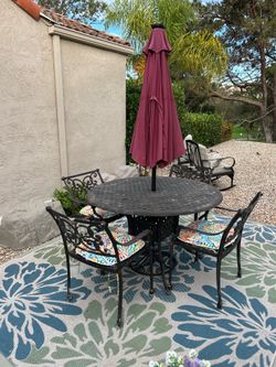 Outdoor table and chairs