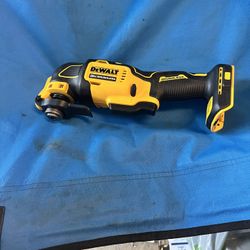 Dewalt 20v XR Brushless Oscillating Tool