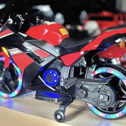 🎄🎉LAST MINUTE SALE🎉🎄 New Kids Motorcycle - 12V Electric ride on bike