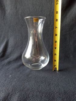 VINTAGE VASE LUMINARC Verrerie d’Arques FRANCE Clear Glass 8.25” High HARMONIE Hourglass Shape Excellent Condition
