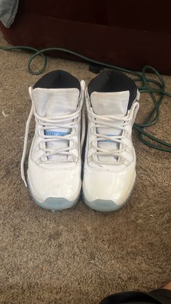 Jordan 11 legend blues (size 8.5)