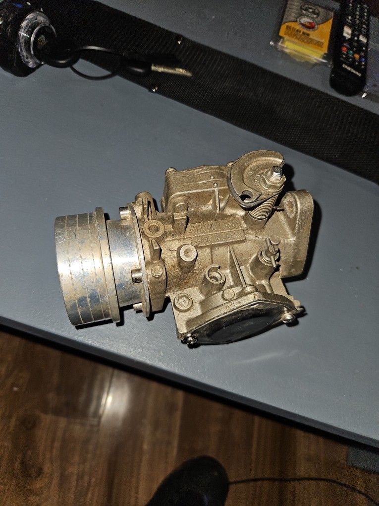 Mikuni Carburator