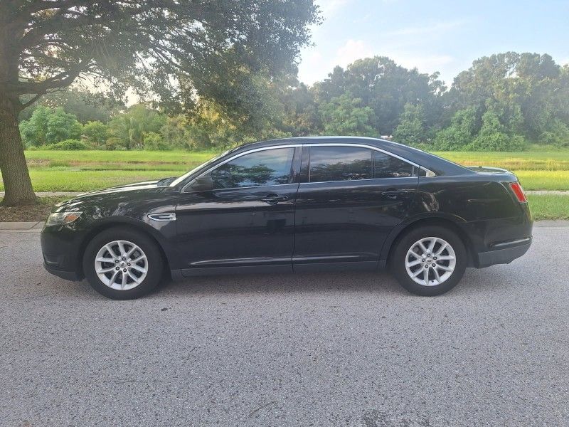 2015 Ford Taurus