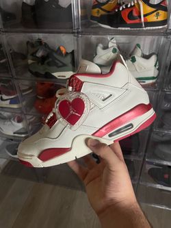 Sz 10 Valentine 4s