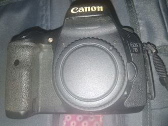 Canon EOS 7D 