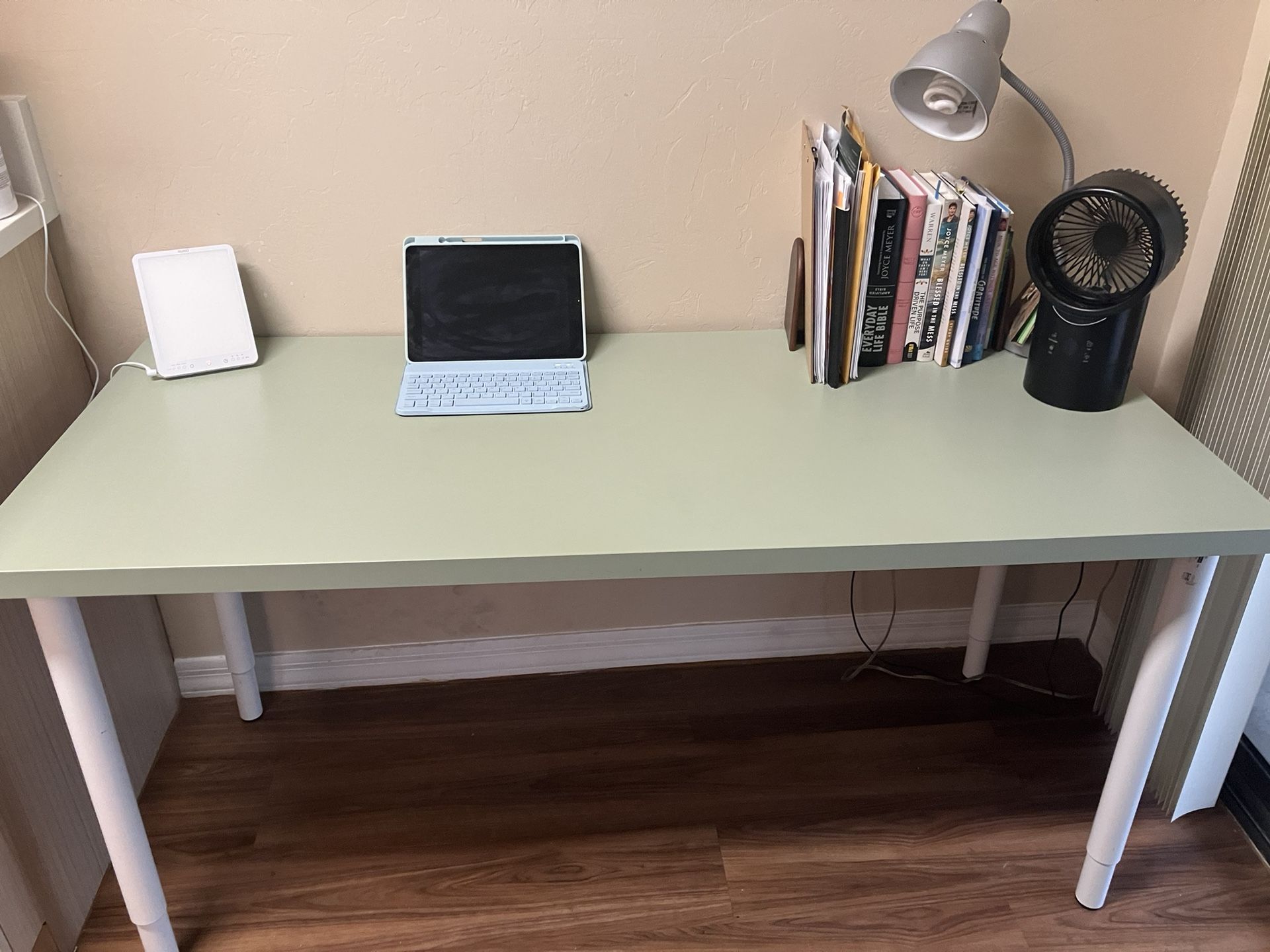 Like New IKEA Table/Desk