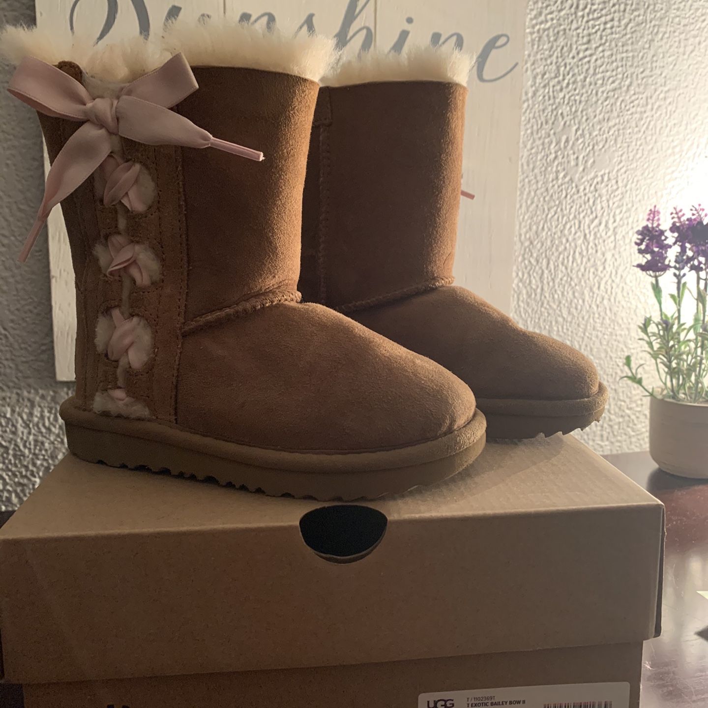 Size 10 Toddler Ugg Boots