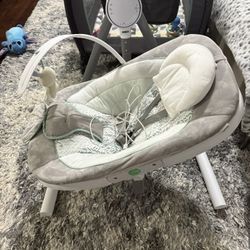 Baby swing