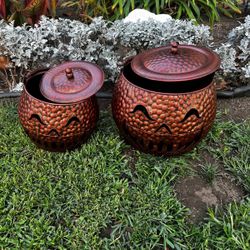 Pumpkin π Decorations Material:Metal  set 2  Small.6.75Lx6.5W Medium 10.5Lx9W