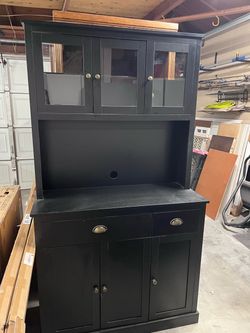 Tall cabinet