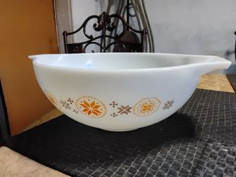 Vintage Big Bowl collection piece