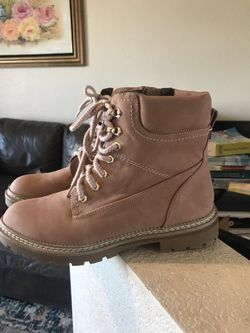 Steve Madden Boots