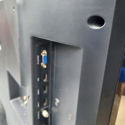 Magnavox 40" TV 