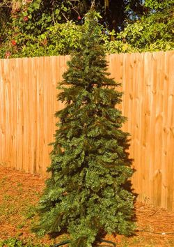 7' Artificial Christmas Tree (non lighted)