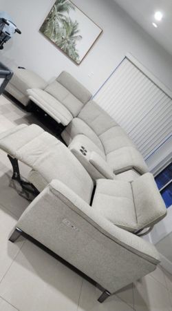 Reclining Sectional. 6 Pieces