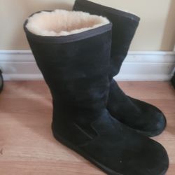 UGGS Boots