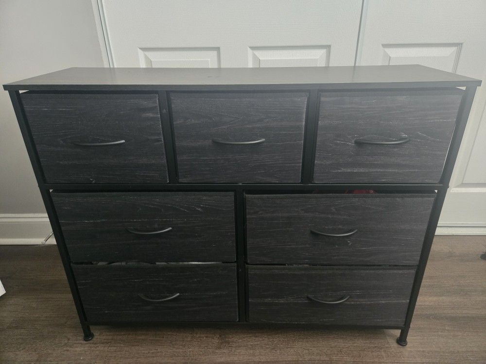 7 Drawer Dresser