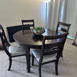 Dining Table Set – Solid Wood (6 Chairs Included)