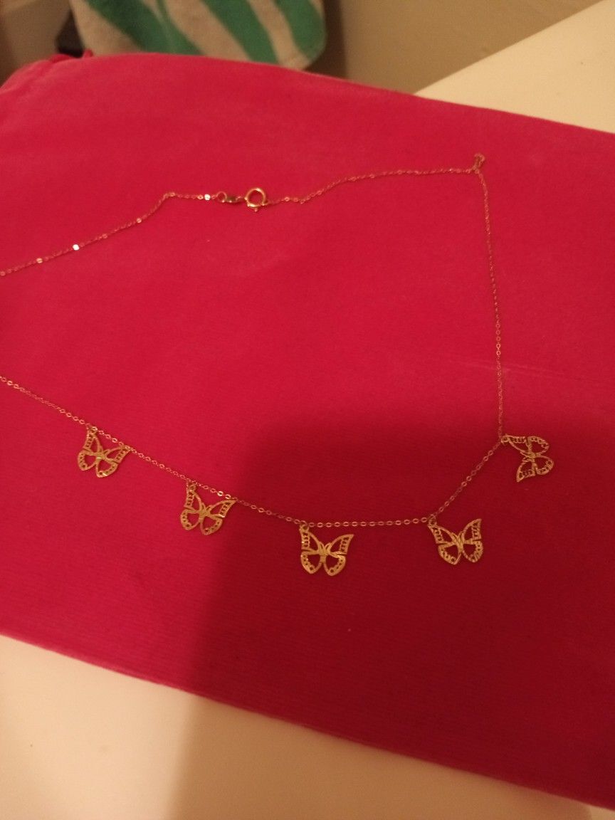 10k.Gold Butterfly Charm Necklace