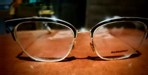 BURBRERRY   PALE GOLD &BLACK  SQUARE  WOMENS  EYEGLASSES -52-17-140  BE 1(contact info removed)