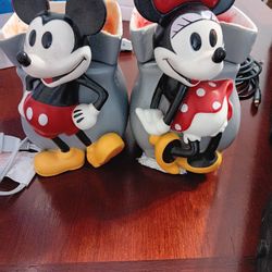 Minnie And Mickey Warmer 