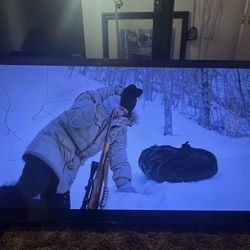 85 Inch Samsung Tv With Sound Bar And Subwoofer 