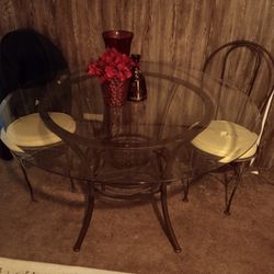 Glass Table & 3 Chairs 