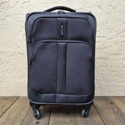 Skyline Carry-On Travel Luggage Suitcase 20"