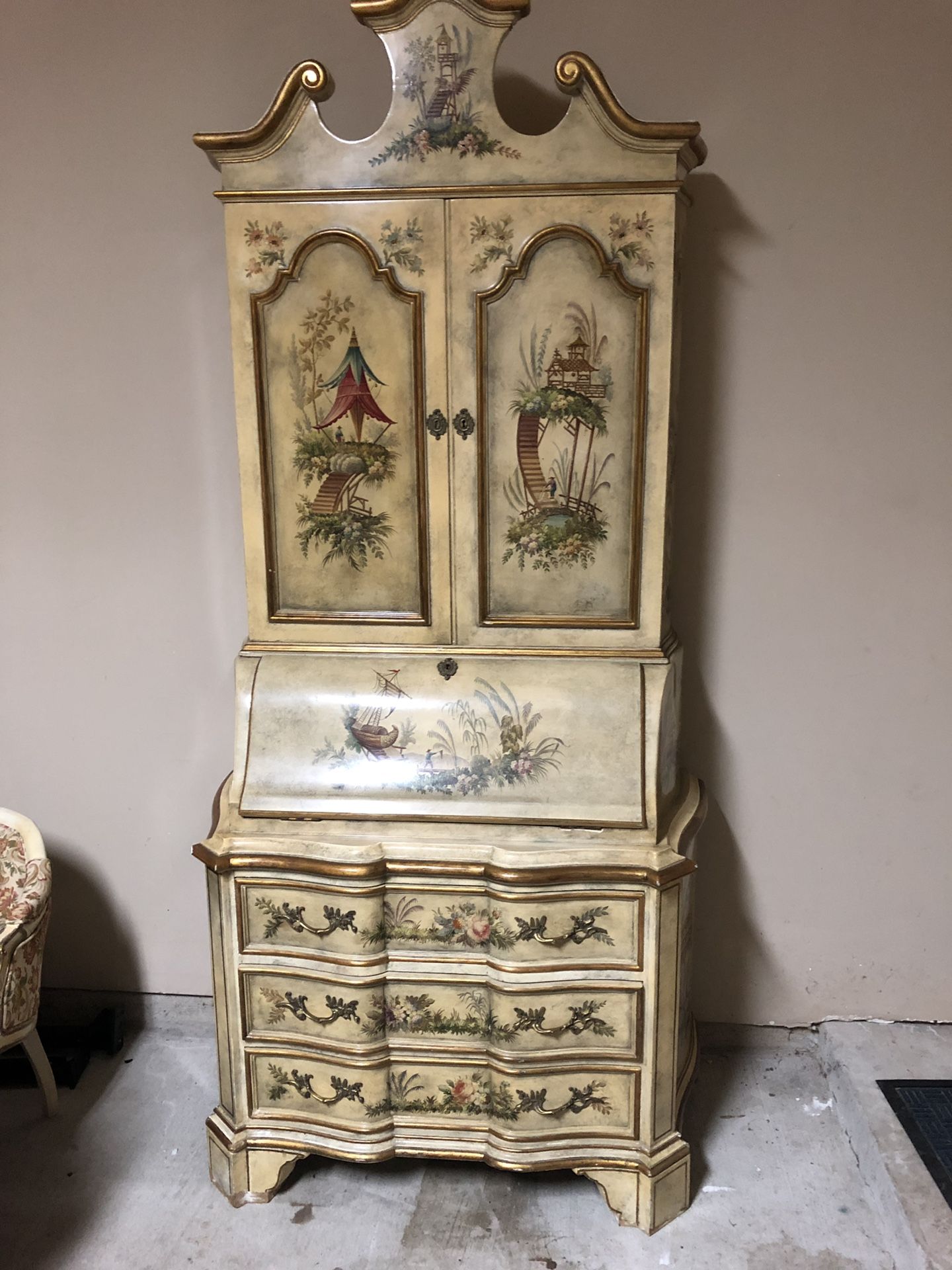 Antique cabinet/Desk
