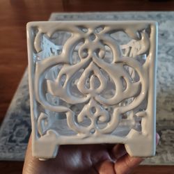Ceramic Planter Coner Very Pretty