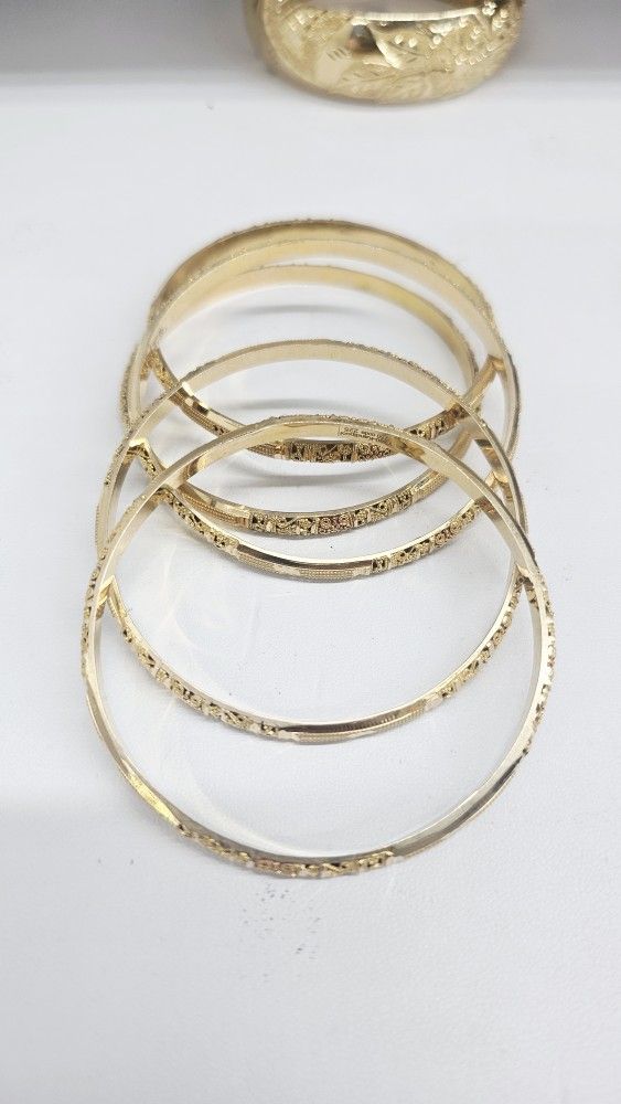 18k And 22k Jewelry ($10 Over Spot) CASH ONLY NO TRADES 