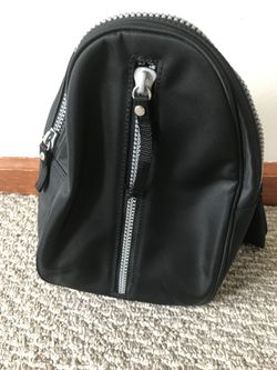 Small Guess Backpack Black